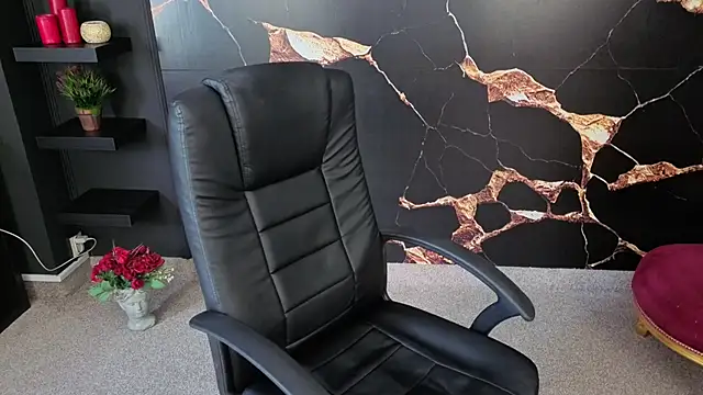 EmmaxPark's Webcam Show