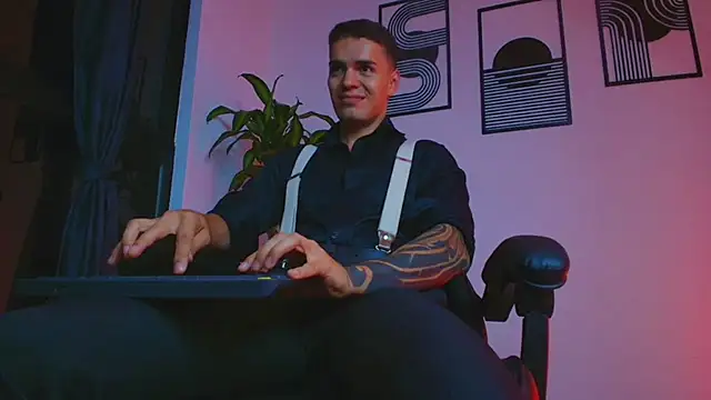 ALPHA_DOMINUS_ webcam show
