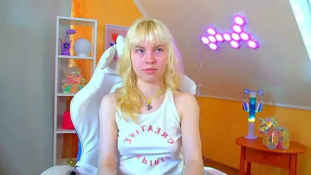 HannahHollis Adlı Modelin Canlı XXX Sohbeti