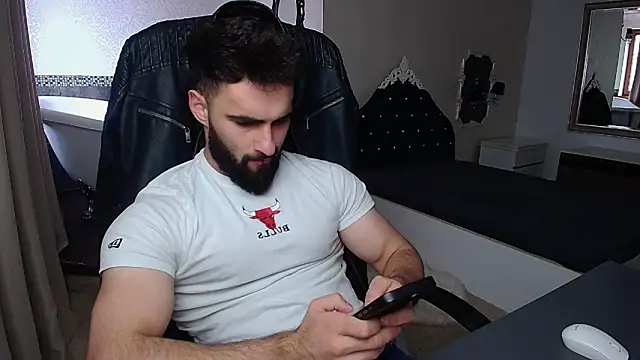 XXX chat uživo modela MicahLane