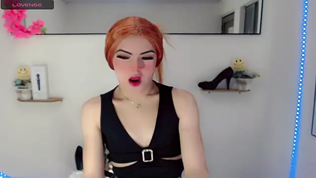 Show modela NathalialLooes na web-kameri