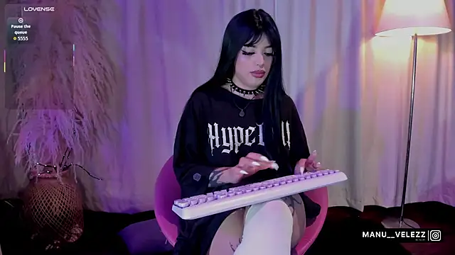 Chat +18 de Manu_Velez ao vivo
