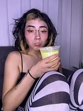 Chat XXX en directo de baby_akuma