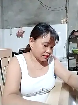 Chat XXX ao vivo de Moubie1