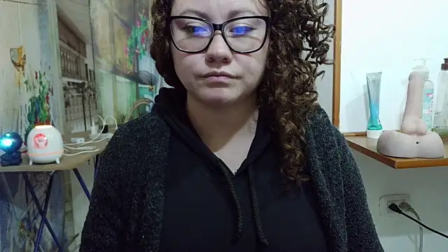 دردشة curly_greeneyed الجنسية المباشرة