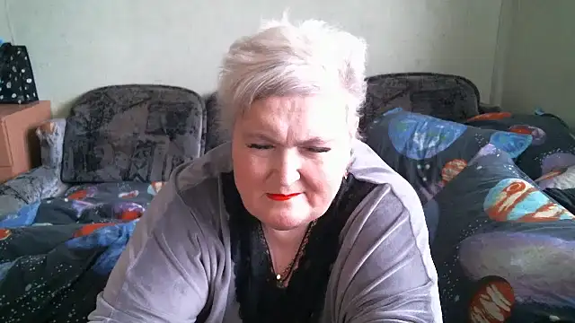 Lana555 Adlı Modelin Canlı XXX Sohbeti
