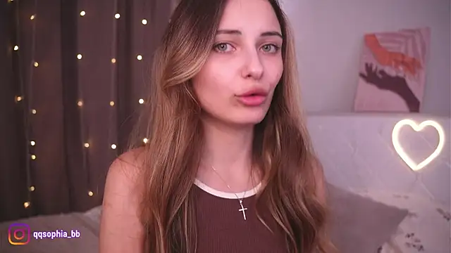 ErinLewist: онлайн-секс-чат