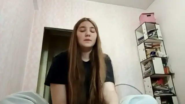 JanineThielman élő XXX-chatje