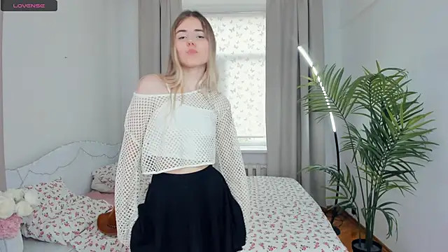 Онлайн чат XXX RosannHazle