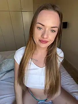 Онлайн чат XXX ElenaRebelle