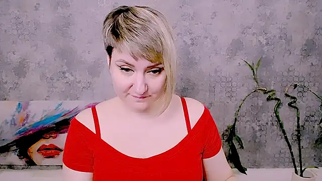 Djullia Live XXX-Chat