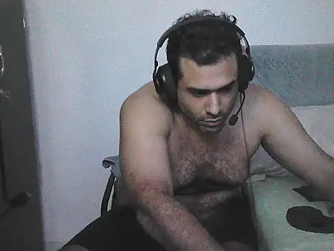 IronSideBear élő XXX-chatje