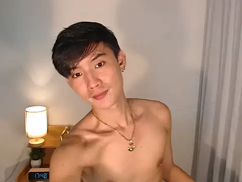 asian_dai Pertunjukan Webcam