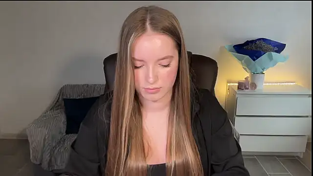 Chatroom XXX en direct de EvaMaddison