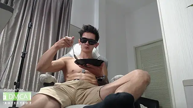 Rustynf1tz_ – Naživo XXX chat