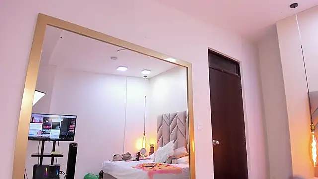 دردشة SabrinaVantress الجنسية المباشرة
