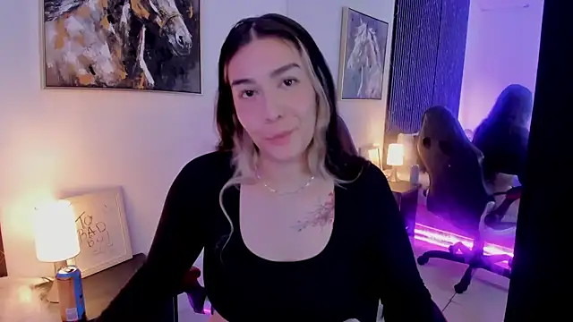 Bonnie_Rider Show in webcam