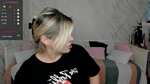 fucking_punishment's Webcam Show