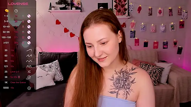velvet_cherry_ Adlı Modelin Canlı XXX Sohbeti