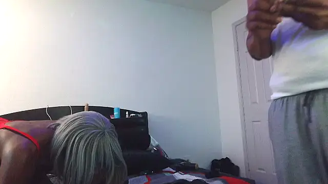 Jackie_SilverFoxCD's Webcam Show