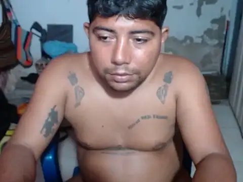 master_juju1924 Show in webcam