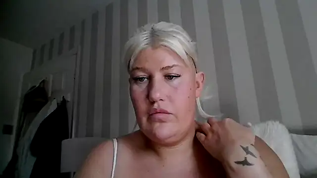 Lexi_Laura: απευθείας συνομιλία ΧΧΧ