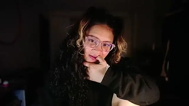 You_Ana31 Adlı Modelin Canlı XXX Sohbeti