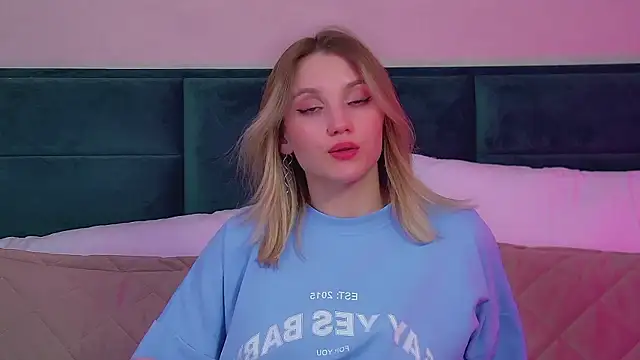 StacyEvances élő XXX-chatje