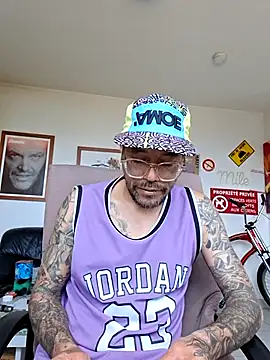Mr_Graffitimileのウェブカメラショー