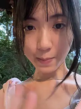-hanime-'s Webcam Show