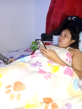 SOLYLUNASEX webcam show