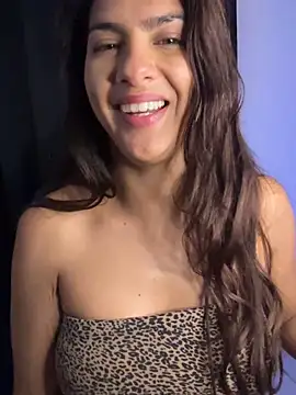 chicachocolate01's Webcam Show
