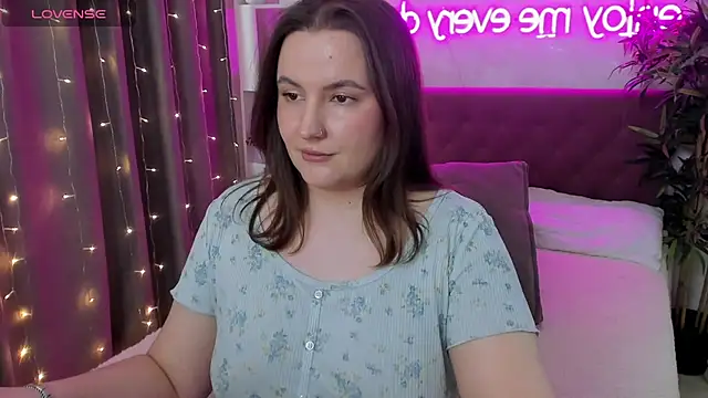 FeralPeachn Live XXX chat