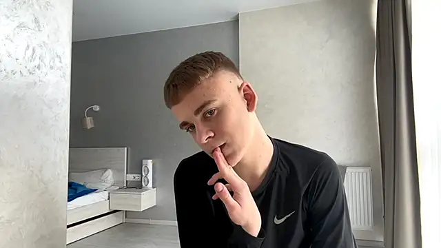 SoloFury Live XXX-chat