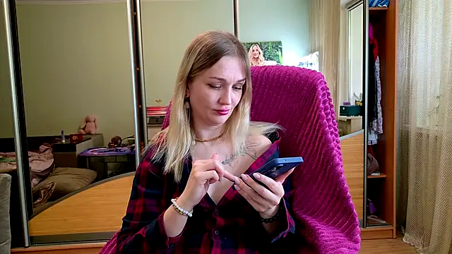 Hotty_Evochka élő XXX-chatje