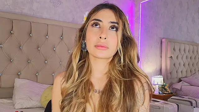 Chatroom XXX en direct de nini_love01