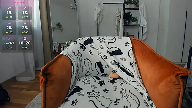 FaaBinaa Show in webcam