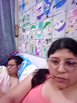 AddisonAndCouple Adlı Modelin Web Kamerası Şovu