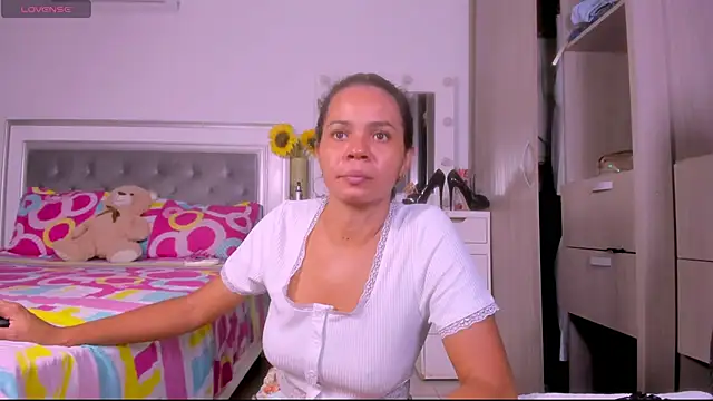 دردشة sharonDulce الجنسية المباشرة
