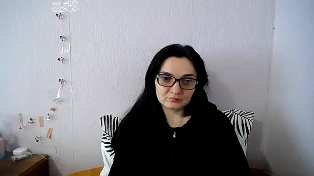 Shiny_gine's Live XXX Chat