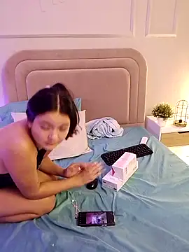 Nahomyrain Live XXX-Chat