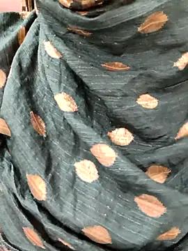 Indian-Aleena Obrolan Langsung XXX