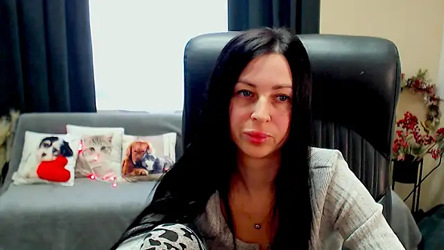 Chatroom XXX en direct de SweetLouise_