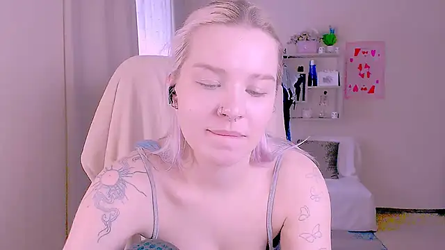 Hot_Blonda 现场XXX聊天