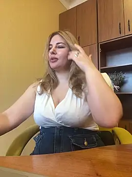 دردشة Passion-Blondy الجنسية المباشرة