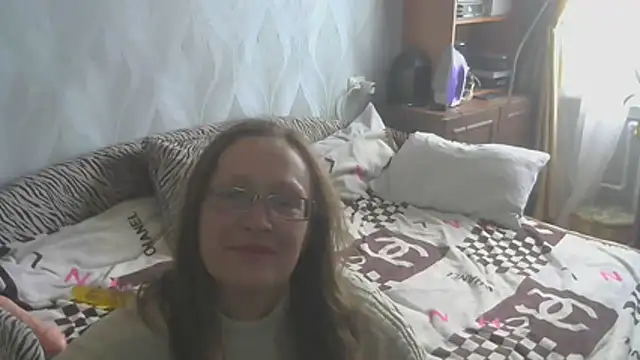 Show modela Ameli5689 na web-kameri