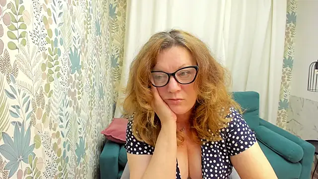 LeaPure Live XXX Chat