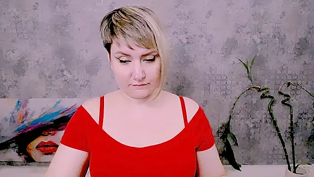 Djullia লাইভ XXX চ্যাট