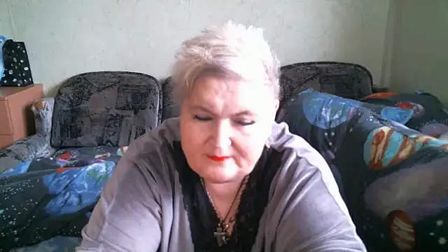 Lana555 Adlı Modelin Canlı XXX Sohbeti