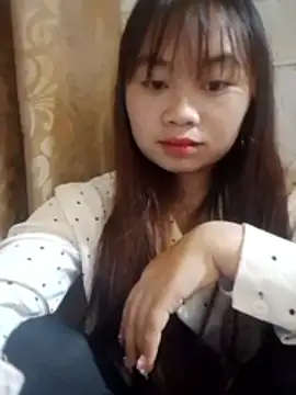 -Dolly-02 Show Webcam